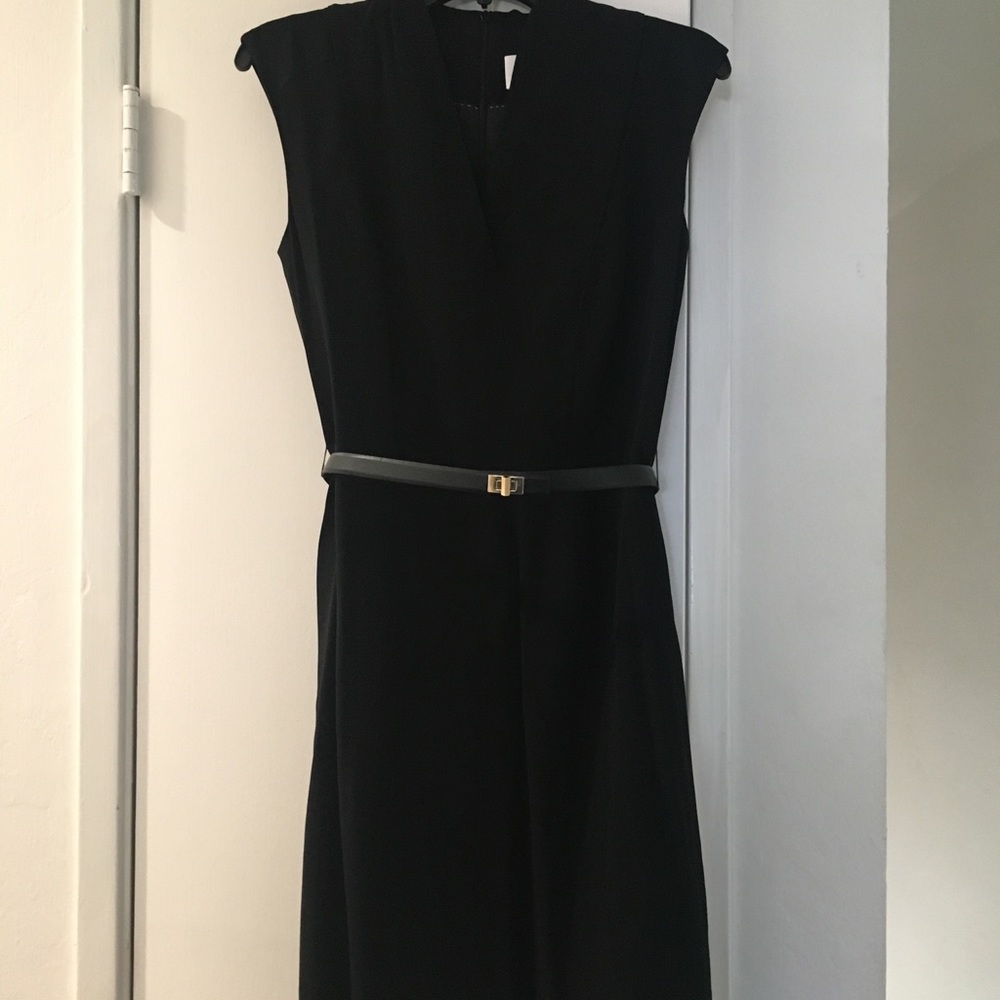 Hugo Boss Difena black belted dress